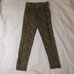 Aeropostale Women's Floral Flex High-Rise Pocket Leggings Medium
